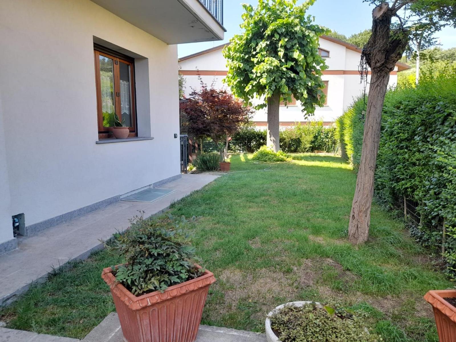 Casa Palombara - Baschi Apartamento Exterior foto